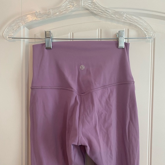 Lululemon wisteria purple wunder under 25” size 4 leggings - Picture 3 of 4